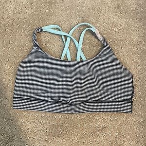 Lululemon sports bra
